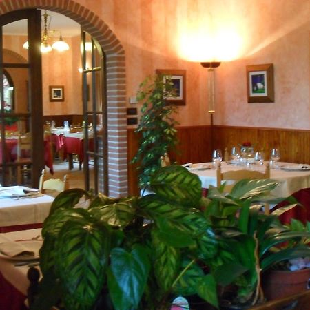 Cravanzana Ristorante Albergo Da Maurizio מראה חיצוני תמונה