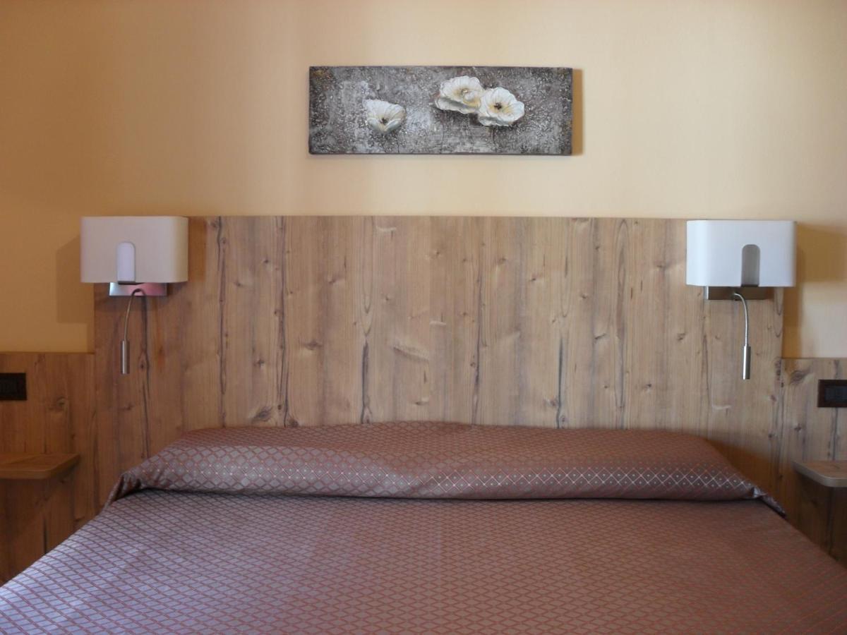 Cravanzana Ristorante Albergo Da Maurizio מראה חיצוני תמונה