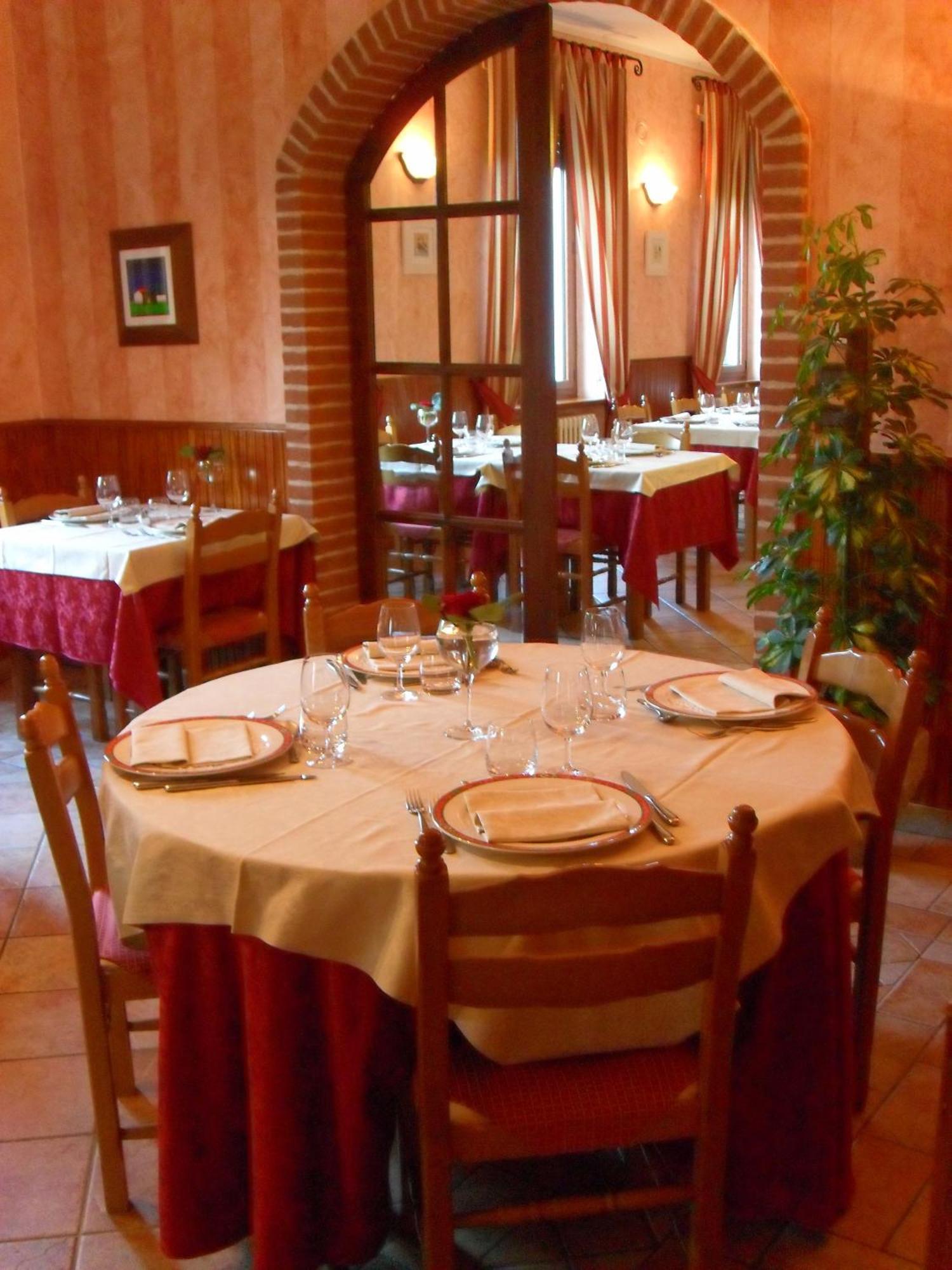 Cravanzana Ristorante Albergo Da Maurizio מראה חיצוני תמונה